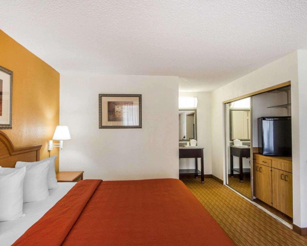 Quality Inn Ponca City Route 77 Exterior foto
