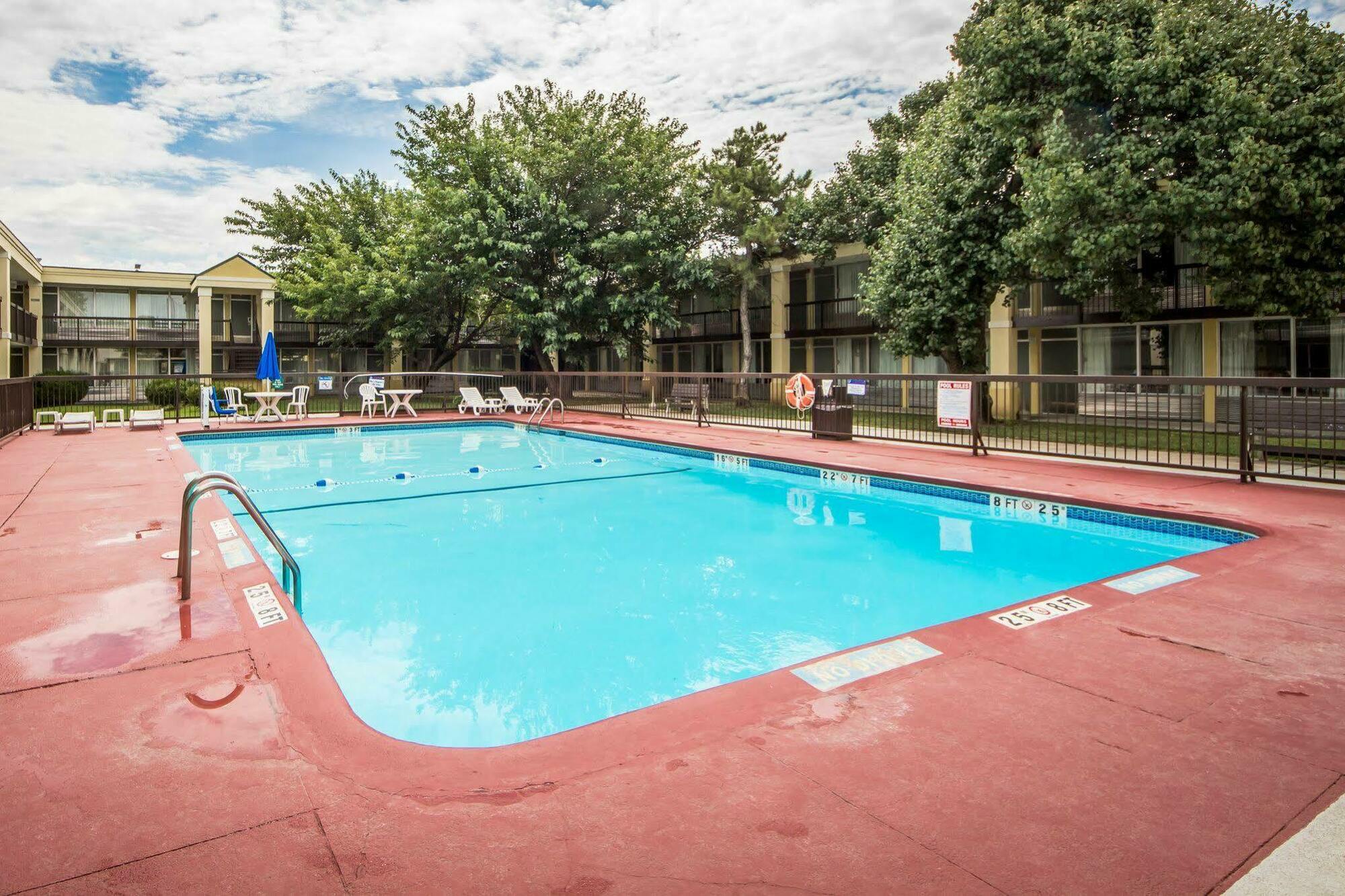 Quality Inn Ponca City Route 77 Exterior foto